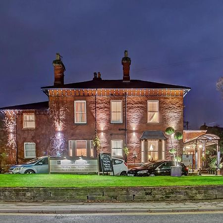Alexandra Court Hotel Congleton Esterno foto