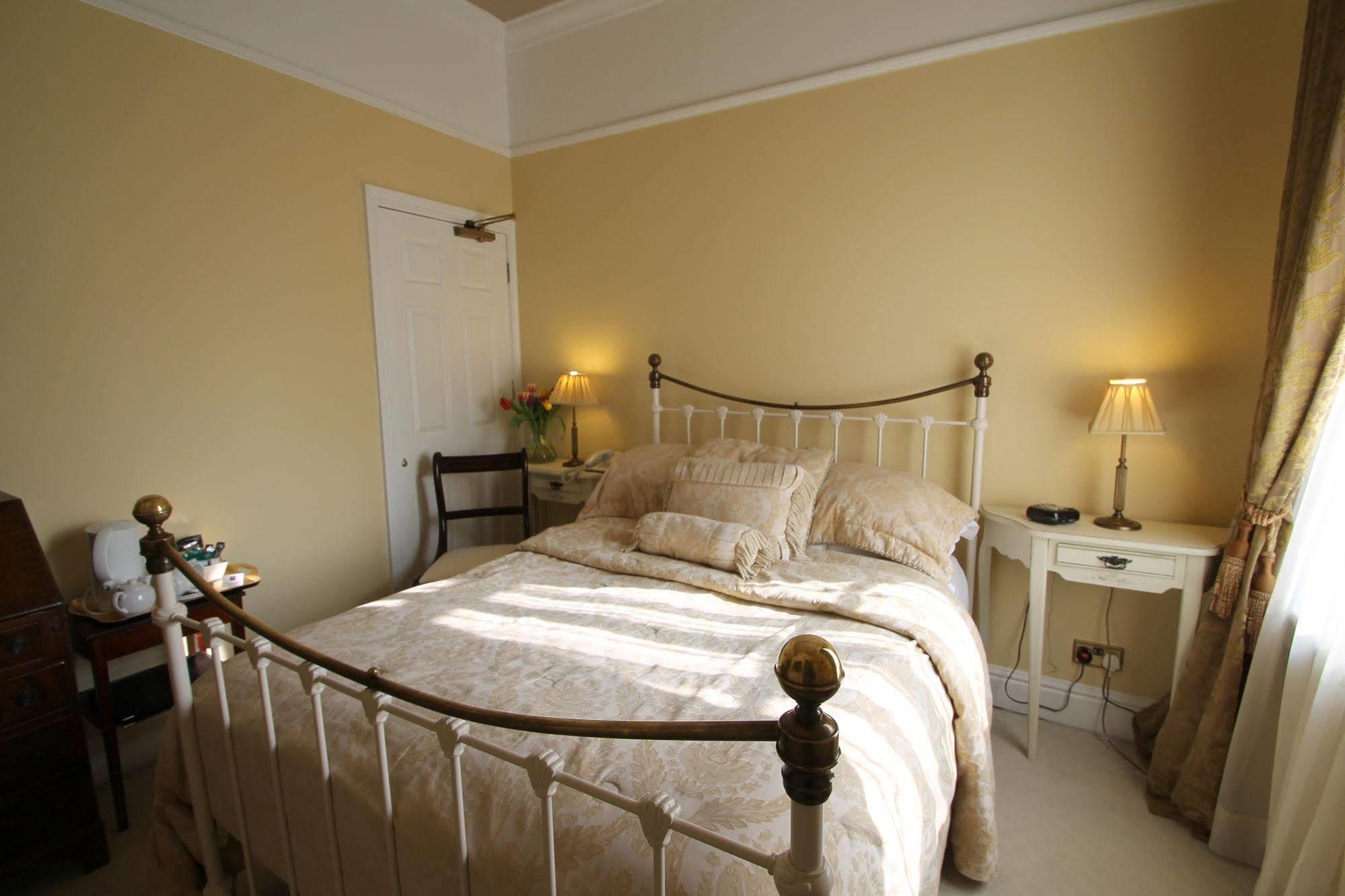 Alexandra Court Hotel Congleton Esterno foto