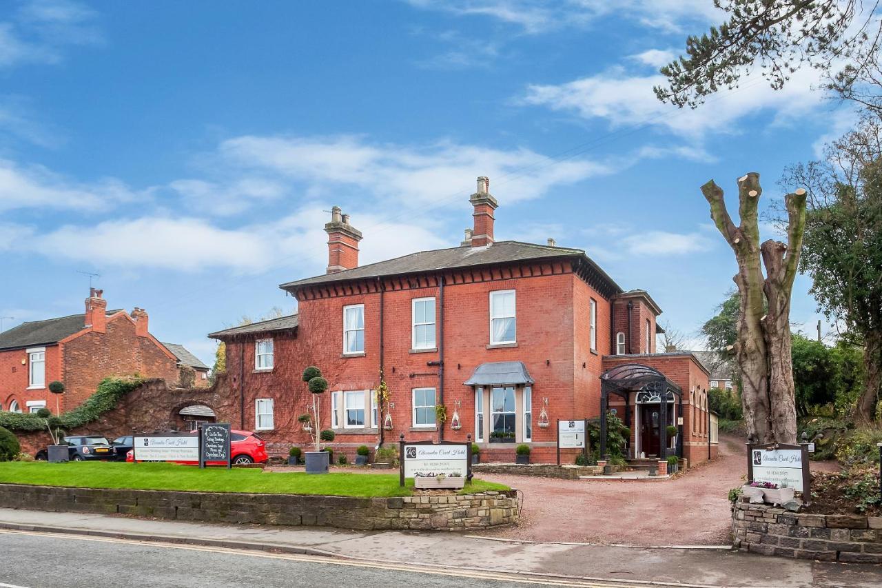 Alexandra Court Hotel Congleton Esterno foto